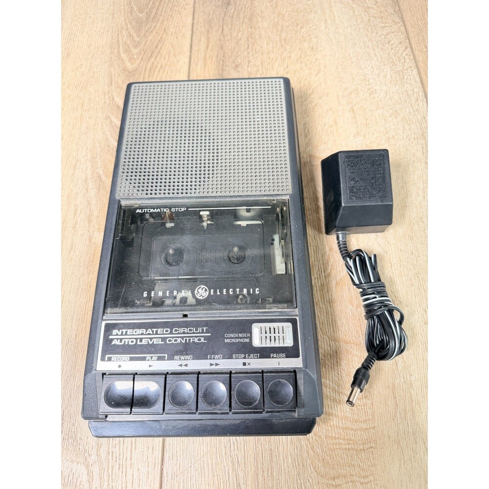 Vintage GE Cassette Tape Recorder M# 3-5015C W/AC Adapter Tested And Working